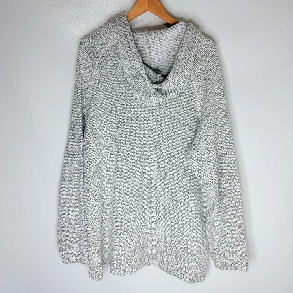 Ascend Men's Light Gray V-Neck Drawstring Sweater - Sz S